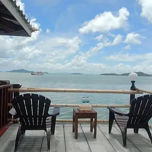  Gasthof Navareeya House Seaview